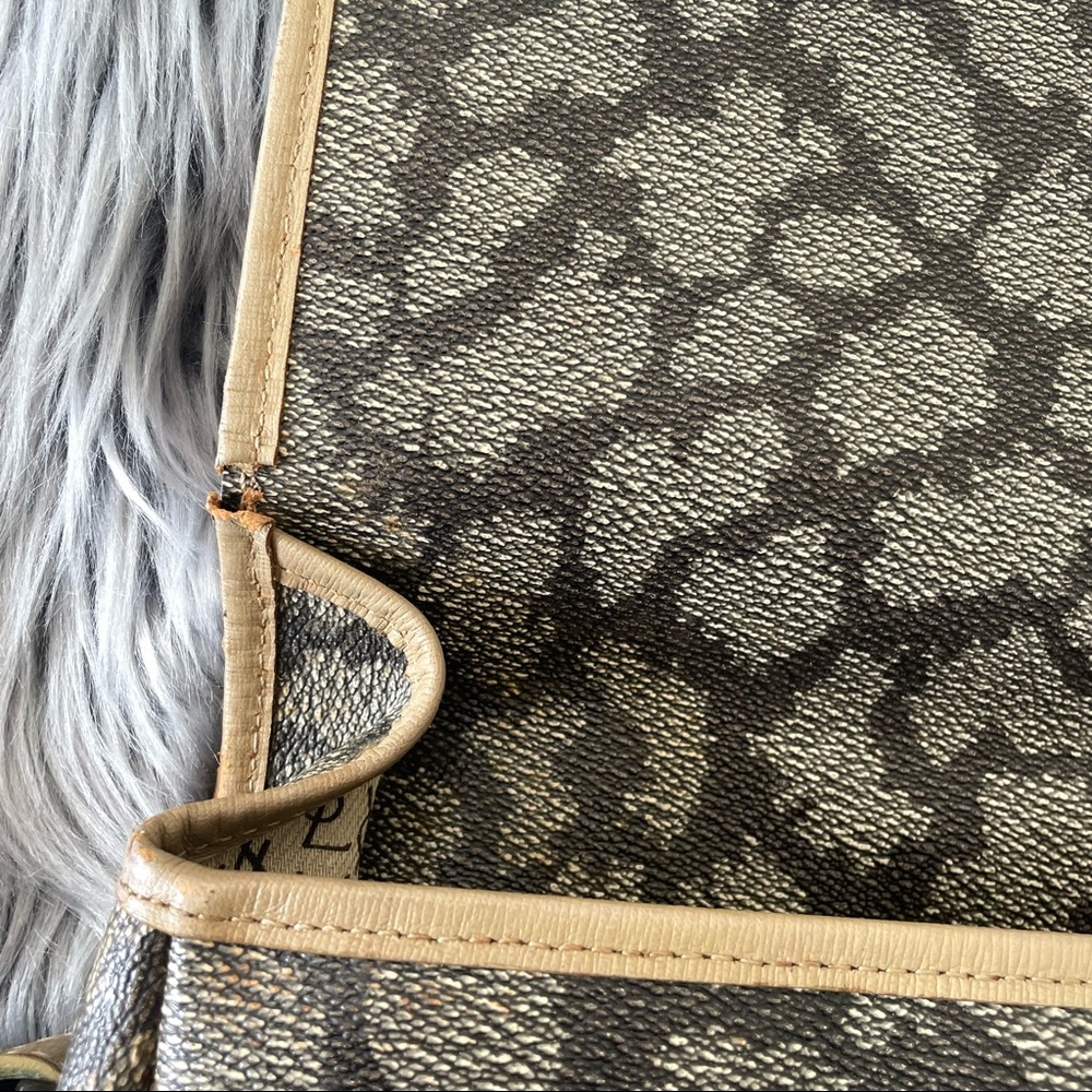 YVES SAINT LAURENT vintage giraffe spotted crossbody bag - Picture 10 of 14